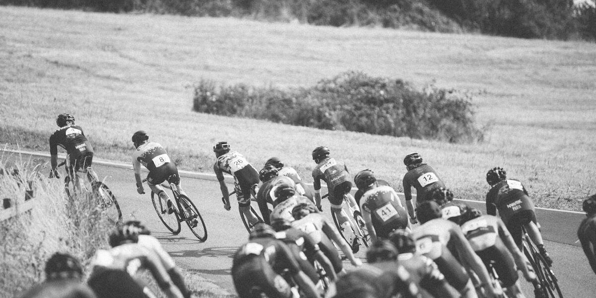 How Pro Triathletes Save 10 Watts With Aero Position